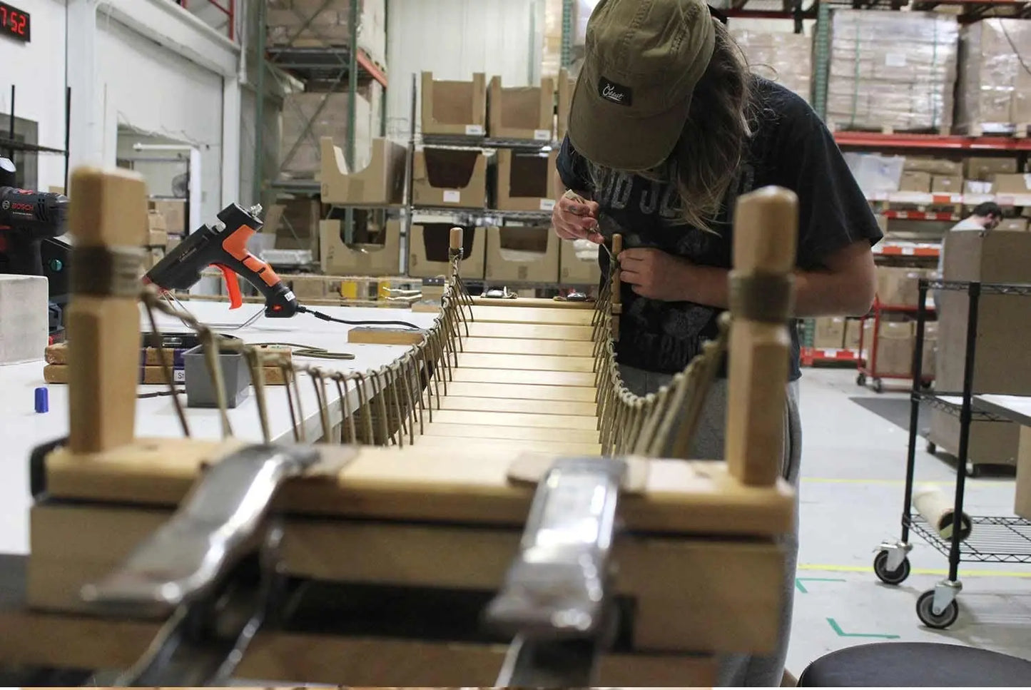 Cat Bridge Wall-Mounted Play and Lounge Toy Cat Tree Tower Alternative for Pets