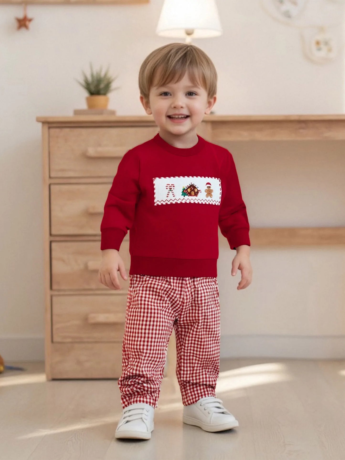 Infant Christmas Reindeer Romper and Hat Set with Snowflake Print and Pom Pom Detail for Holiday Festivities