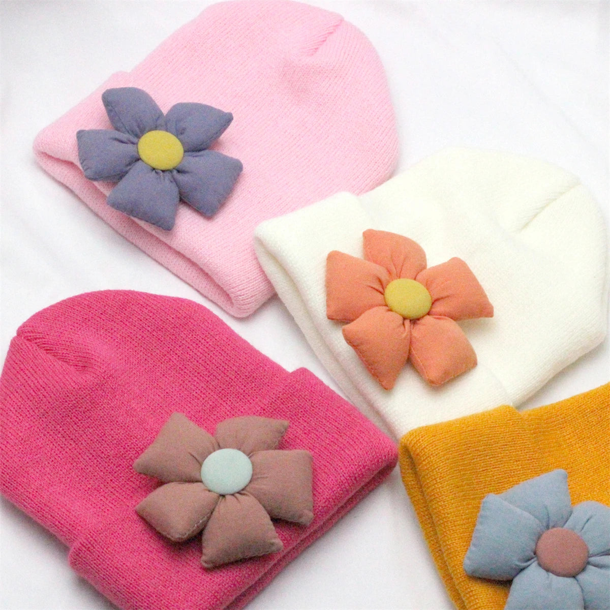 Flower Winter Knitted Hat for Baby Girl Hair Accessories Newborn Cute Winter Crochet Beanie with Fabric Sun Flower Infant Bonnet