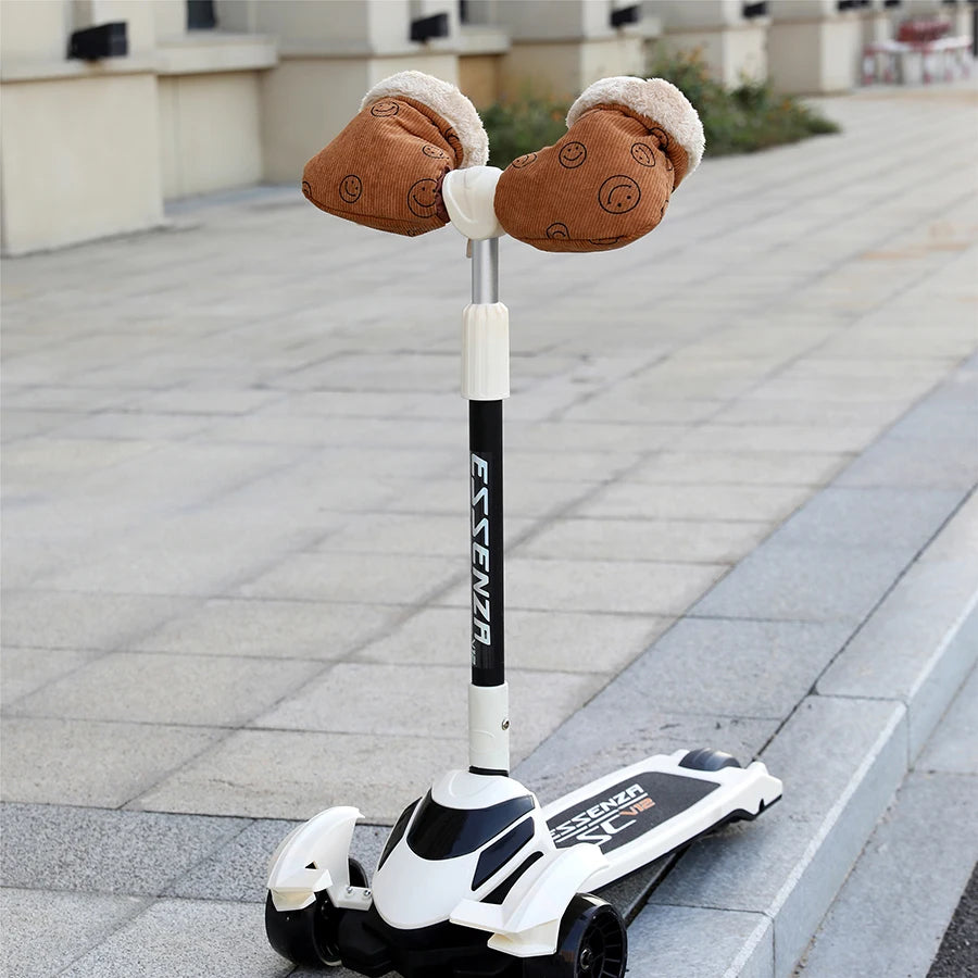 Children's Bicycle Gloves Children's Outdoor Sports Mittens Cartoon Printed Hands Warmer Scooter Gloves for Winter