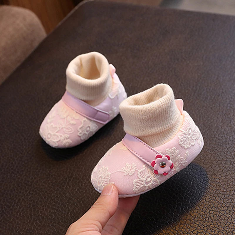 Cute Baby Boy Slip-On Sneakers with Animal Print Design Lightweight Soft Sole Shoes for Infant Toddler Outdoor Walks