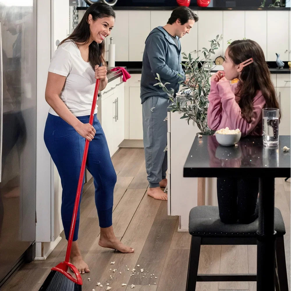 Pet Pro Power Corner Broom with Step On Dust Pan Pet Hair Cleaning Anti-Static Combs Hands-Free Dust Pickup Dual Bristle