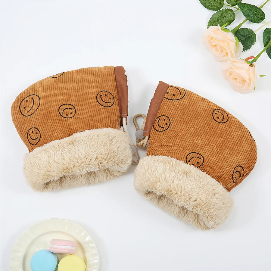 Children's Bicycle Gloves Children's Outdoor Sports Mittens Cartoon Printed Hands Warmer Scooter Gloves for Winter