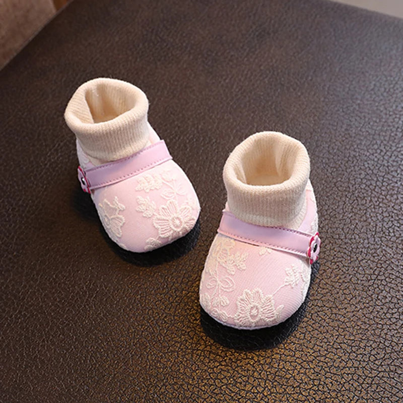 Cute Baby Boy Slip-On Sneakers with Animal Print Design Lightweight Soft Sole Shoes for Infant Toddler Outdoor Walks